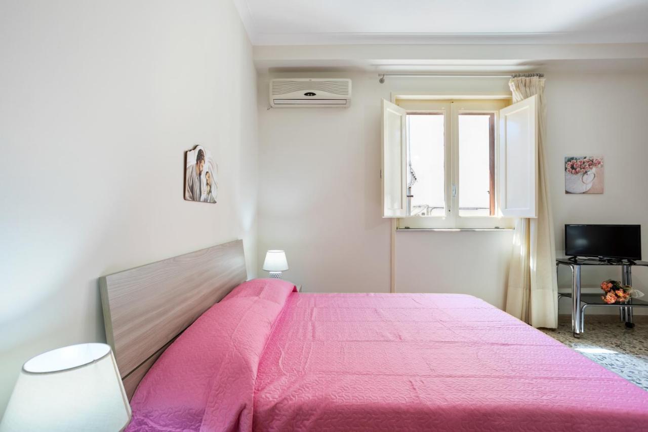 Tra Il Centro E Il Mare Apartment Con Terrazzo Aci Castello Extérieur photo