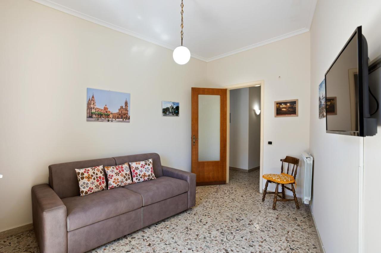 Tra Il Centro E Il Mare Apartment Con Terrazzo Aci Castello Extérieur photo